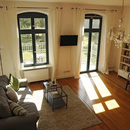 Ferienwohnung Gutshaus Alt Vorwerk Boddin Exterior foto
